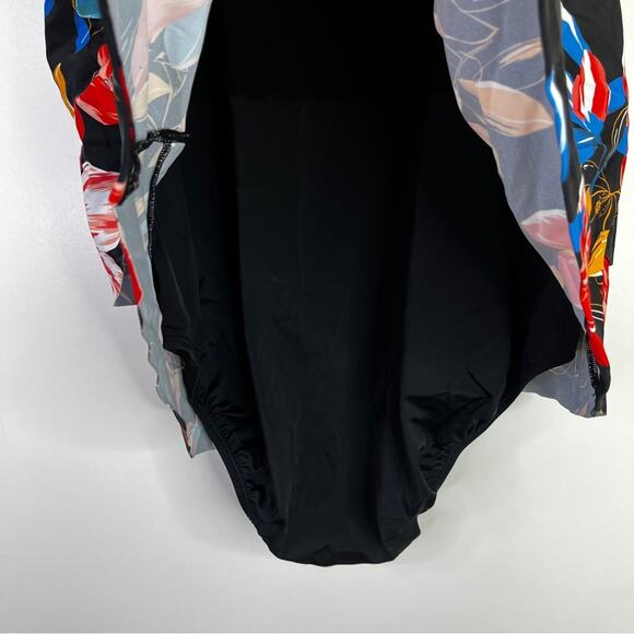 Swim Solutions Tiered Floral One Piece swimsuit black multicolor - 20W - Picture 11 of 15